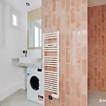 Magnificent Apartment In Le Marais